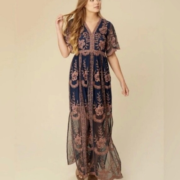 Altar'd State Dresses & Skirts - Altar'd State Elegant Navy and Pink Embroidered Maxi Dress
